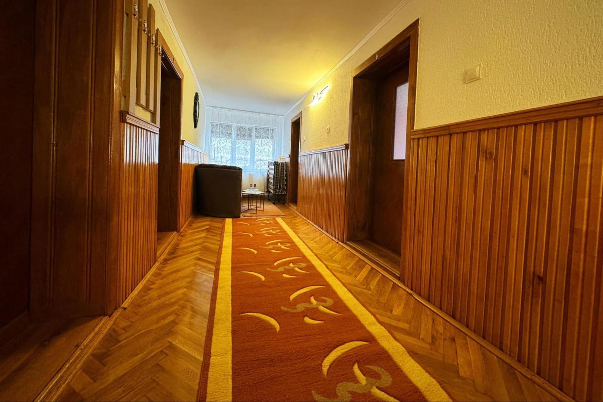 Casa Mary Hotell Haţeg Exteriör bild